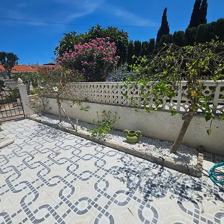 Apartmán Holiday Apartments *